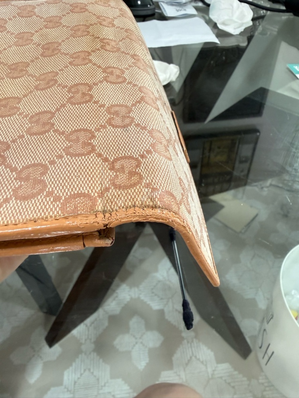 Gucci Tan Monogram Continental Wallet - Picture 10 of 11
